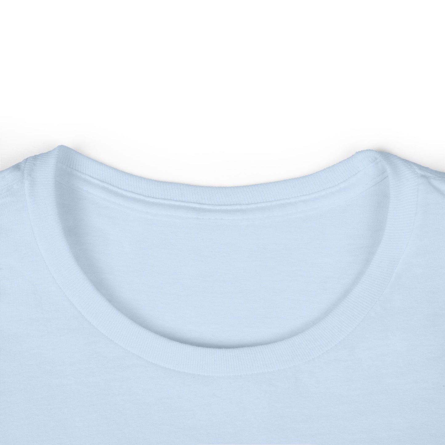 Camiseta Femenina Softstyle con Diseño “Amada”