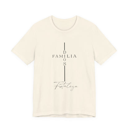 Camiseta Unisex “Dios, Familia, Fortaleza” – Mensaje Cristiano de Fe y Unidad