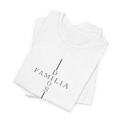Camiseta Unisex “Dios, Familia, Fortaleza” – Mensaje Cristiano de Fe y Unidad