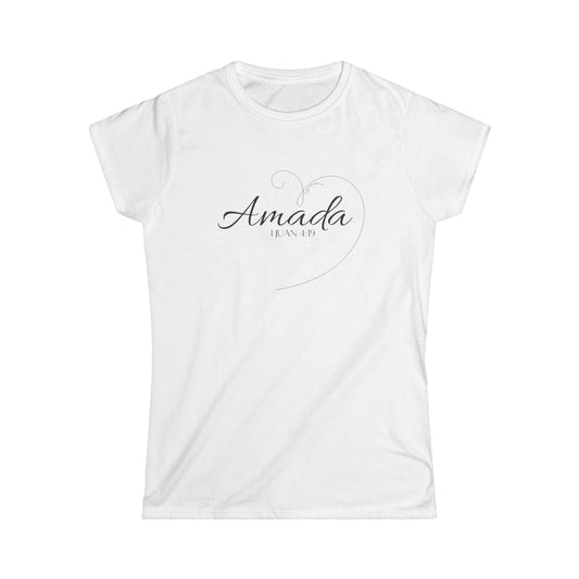 Camiseta Femenina Softstyle con Diseño “Amada”