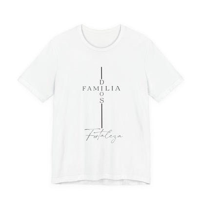 Camiseta Unisex “Dios, Familia, Fortaleza” – Mensaje Cristiano de Fe y Unidad
