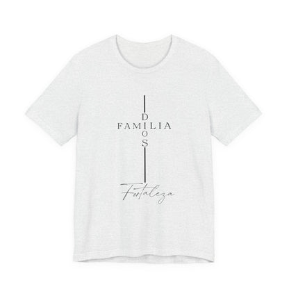 Camiseta Unisex “Dios, Familia, Fortaleza” – Mensaje Cristiano de Fe y Unidad