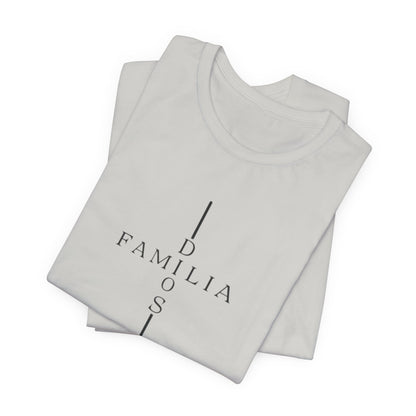 Camiseta Unisex “Dios, Familia, Fortaleza” – Mensaje Cristiano de Fe y Unidad