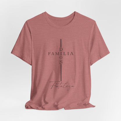 Camiseta Unisex “Dios, Familia, Fortaleza” – Mensaje Cristiano de Fe y Unidad