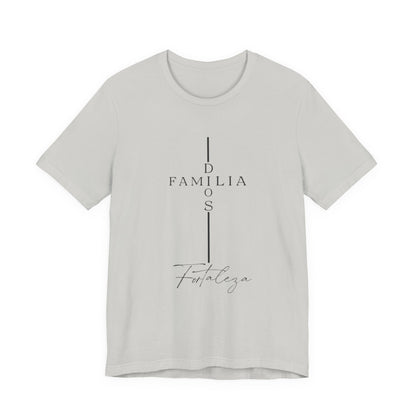 Camiseta Unisex “Dios, Familia, Fortaleza” – Mensaje Cristiano de Fe y Unidad